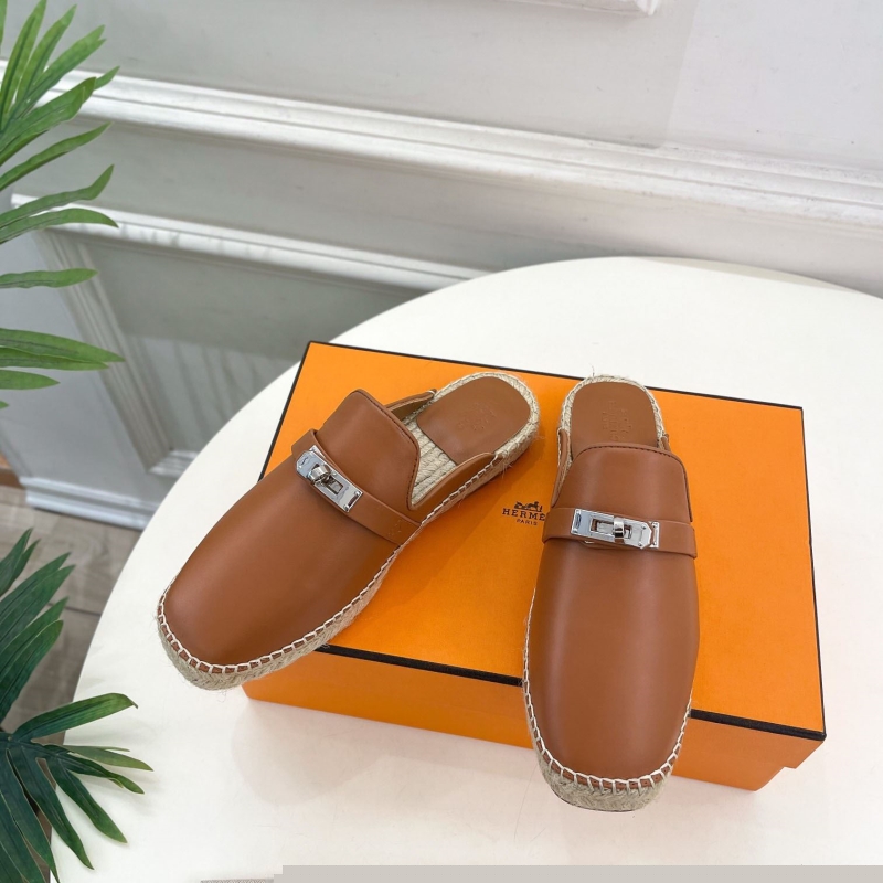 H**mes slippers
